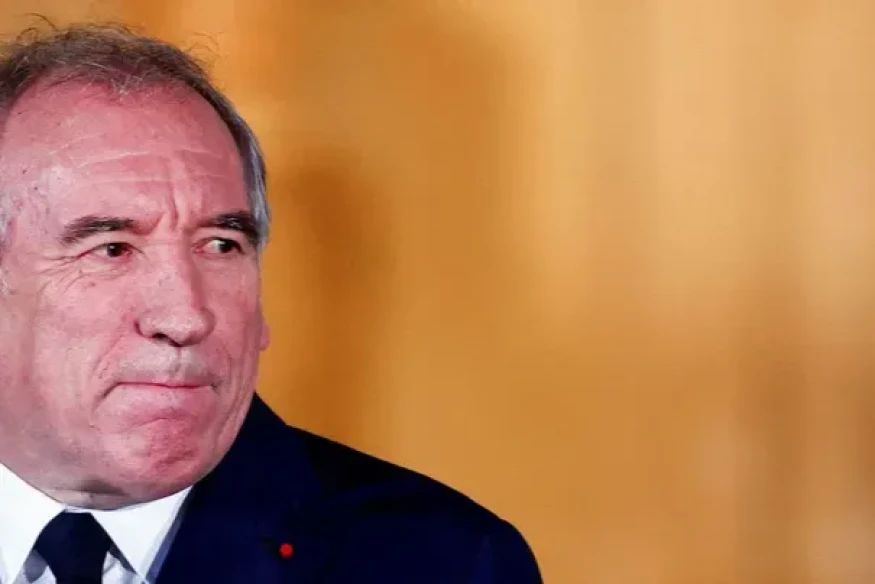 Voici le premier gouvernement de François Bayrou