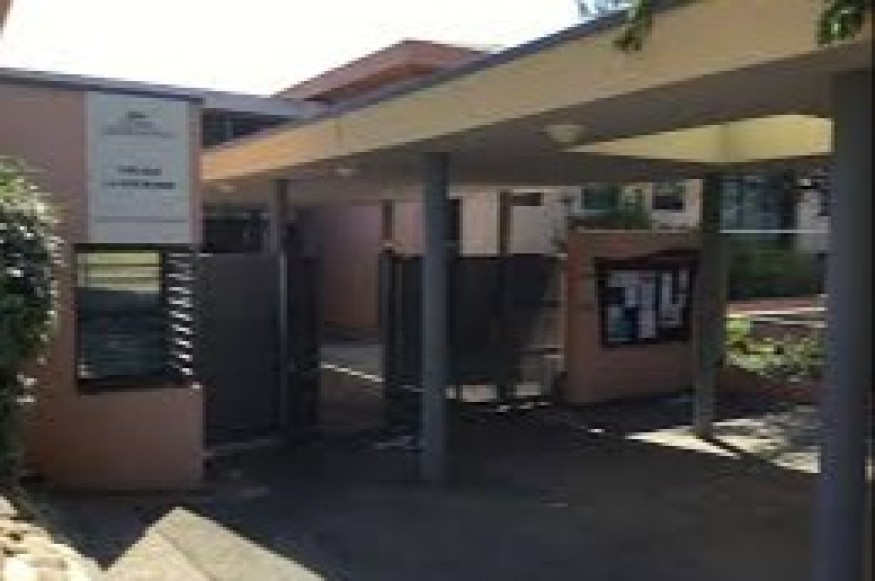 Drame à Sanary-sur-Mer : une enseignante poignardée en pleine classe par un élève